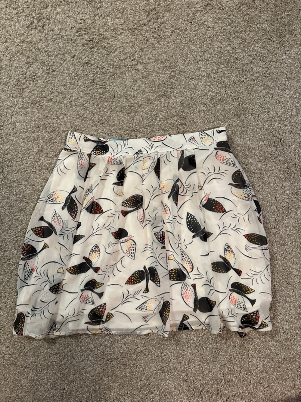 Old Navy White Bird Print Pleated Skirt